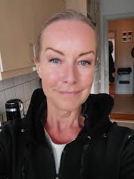 Could someone please sharpen this up and change the background with a beach  n the background. Thank you.