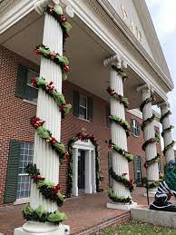 Pin On Hob Nob Decor Holiday Portfolio By Roger Spruill