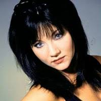 Shazza is the stage name of magdalena pakowska born may 29 1967 in pruszkw a female polish singersongwriter and occasional actress she found fame in th. Shazza Slaskie Radio Top Sender