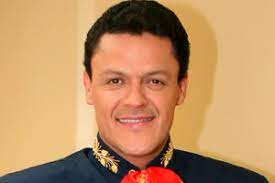 Pedrito fernández fue impulsado por su papá josé luis cuevas cobos, para llevar a cabo una carrera artística; Pedro Fernandez Biografia Historia Y Legado Musical