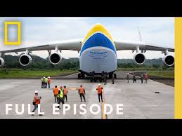 Este gigante dos céus, com 6 motores e 88 metros de envergadura, podia carregar 250 toneladas e tornou-se a maior e mais pesada aeronave já feita