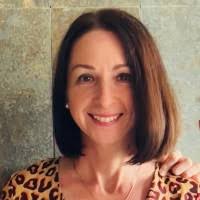 200+ "Kárin" profiles