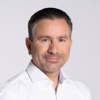 84100+ perfiles de «Salcédo»