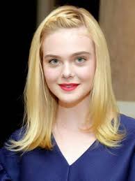 And, as expected, the actress is decked out in a lavish ensemble by dior. Elle Fanning Grosse Gewicht Masse Alter Biographie Wiki