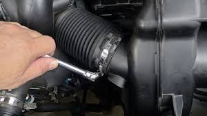 How often to change the engine oil on your peugeot 3008. One D Rive Peugeot 308 Diy Oil And Oil Filter Change