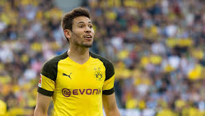 Na américa fornece para clubes como palmeiras, peñarol, independiente, chivas guadalajara e ldu quito. Bvb Reitet Auf Der Erfolgswelle Doch Was Wird Aus Raphael Guerreiro German Site
