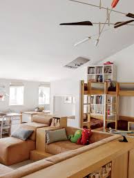 Warmes holz, urbanes metall oder weiche polsterbetten und vieles mehr. 10 Loft Bed Ideas For Your Small Bedroom Architectural Digest