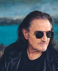 Anita Vitale's Instagram, Twitter & Facebook