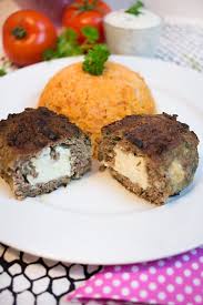 Low Carb Bifteki Mit Tomaten Blumenkohlreis Bifteki Carb Mit Tomatenblumenkohlreis In 2020 Low Carb Rezepte Low Carb Meals Easy Low Carb Recipes
