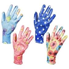 Fingerless gloves are the best diy for beginners, it uses simple knitting and needs less expertise. Gardening Gloves Tools Dollartree Com