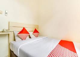 1 sofa bed for the guest or maid (behind it is a wall full of mirror), 1 shoe rack and 1 hanger for your wet clothes or towels. Hotels Near Kebon Kelapa International Trade Center Prices Easy Booking