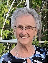 Denise Gamache's Instagram, Twitter & Facebook