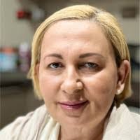 Laurie Shallop's Instagram, Twitter & Facebook