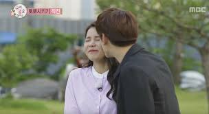 Sorry for the late uploads. Eric Nam Kisses Solar In Front Of Mamamoo Members On 039 We Got Married 039 Allkpop Scoopnest