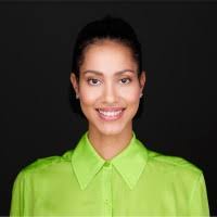 200+ perfiles de «Janell»