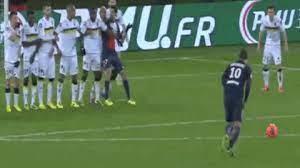Watch and share ibrahimovic gifs on gfycat. Gif Zlatan Ibrahimovic Scores Rocket Goal From Free Kick For Psg Bleacher Report Latest News Videos And Highlights