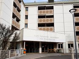 The transfer was not even publicly known until this week, even though the head was taken to vienna last december. Retirement Home Vienna Sinclair Solutions