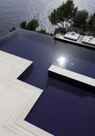 Pin By Tim Hoskins On Relax Swimming Pool Designs Outdoor Pool Designs