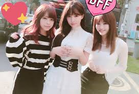 Honey popcorn perform at their 'bibidi babidi boo' showcase. Honey Popcorn Image 174535 Asiachan Kpop Image Board