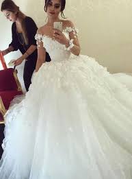 Find the perfect deal for long sleeve ball gowns wedding dresses with free shipping on many items at ebay. Cheap White Wedding Gowns 53 Off Plykart Com