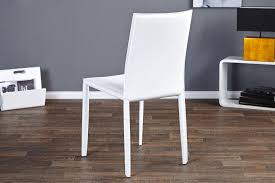 We attach great importance to durability, which is why we have equipped all our chairs with a stainless aluminium frame and weatherproof textile covers that also regulate. Stuhl Milano Weiss Leder 11565 2334