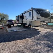 Cactus country rv resort is conveniently located near tucson and all the great things to see and do in the city, but it also offers plenty of activities and amenities for those who don't want to leave the resort. Https Www Campgroundreviews Com Regions Arizona Tucson Cactus Country Rv Resort 12284