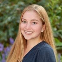 Isabelle Callahan's Instagram, Twitter & Facebook