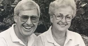 As we prepare to head into Shabbat, it is with much sadness that we share  the news that we have lost a true Tel Noar legend, Norma Marcus. Norma,  together with George,