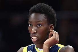 Paola egonu, 2019 yılında çin'de patlak veren ve ardından tüm dünyaya yayılan koronavirüs pandemisi sürecinde amerika birleşik devletleri'nin asya ülkelerini hedef almasına tepki göstermiş ve. Chi E Paola Egonu La Pallavolista Della Nazionale Italiana Vita Privata