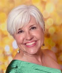 Leigh Mcclure's Instagram, Twitter & Facebook