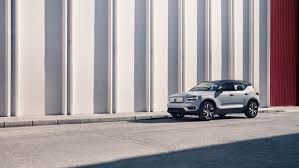 Read about the 2021 volvo xc40 interior, cargo space, seating, and other interior features at u.s. Volvo Debuts Its First Electric Car Xc40 Recharge Suv