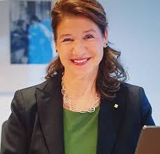 Gemeindeleitung und Mitarbeitende : Über uns