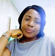 Good morning sugar family. Pls I am having a bad cake day. I made 4 layers  of moist chocolate cake and I layer of vanilla but 3 of the layers of  chocolate