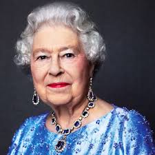 For access to a wealth of other online to put this portrait into the context of the time, the queen's forces had successfully defeated king phillip. Queen Elizabeth Ii Sapphire Jubilee Portrait 2017 Popsugar Celebrity