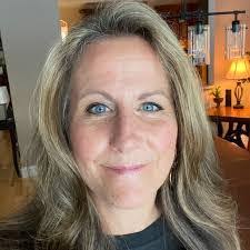 Gena Wagner's Instagram, Twitter & Facebook