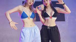 Đọc bài gốc tại đây. Hot Girl Nong Cung Euro Le Bá»'ng Tung VÅ© Ä'áº¡o Bá»'c Lá»­a á»Ÿ Háº­u TrÆ°á»ng Thá»ƒ Thao 24h