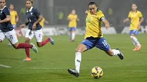 Copa caixa de futebol feminino brasil x itália jogo completo. Marta Critica Descaso Com Futebol Feminino No Brasil Gazeta Esportiva