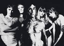 Måneskin & iggy pop, both] i wanna be your slave, i wanna be your master i wanna make your heart beat run like rollercoasters i wanna be a good boy. Cq1zyr7p8re3em