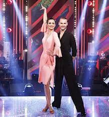 Jaký má vztah ke svému tanečnímu partnerovi michalovi mládkovi? Stardance Leaves Richard Genzer And Jan Zelenkova Novinky Cz Uneath