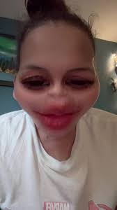 Kerri Jacobs's (@tokahontas23)