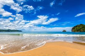 Den här bilden föreställer solig dag, strand, venezuela. Playa Medina Venezuela Franks Travelbox