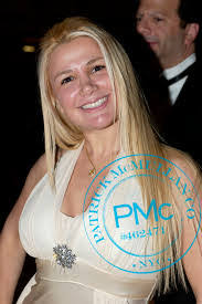 Adrianne Silver's Instagram, Twitter & Facebook