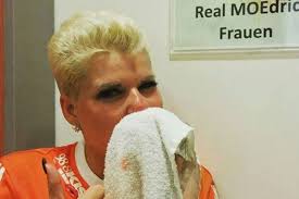 We would like to show you a description here but the site won't allow us. Melanie Muller Nase Kurz Nach Beauty Op Gebrochen Gala De