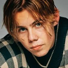 Stream Heath McLean music