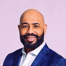 Last Friday, I was blessed to receive the Outstanding Atlanta honor, which  shook me to my core.