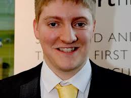 Entrepreneur scoops £5000 award after winning Virgin Media competition