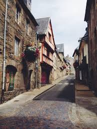 Votre enfant est né en 2019 ou 2018 et vous souhaitez qu'il soit scolarisé sur l'année 2021/2022. Lannion France Anna Patrusheva Vsco Grid Places To Travel Places Around The World Places To Go