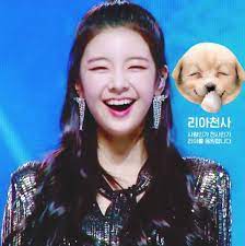 Her visuals are out of this world. The Dog And Cat In Itzy Pannatic