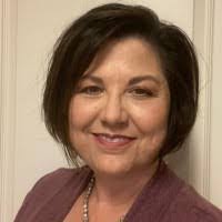 Robyn Stephens's Instagram, Twitter & Facebook