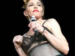Madonna's nip slip: Shocking, or snoozy?
